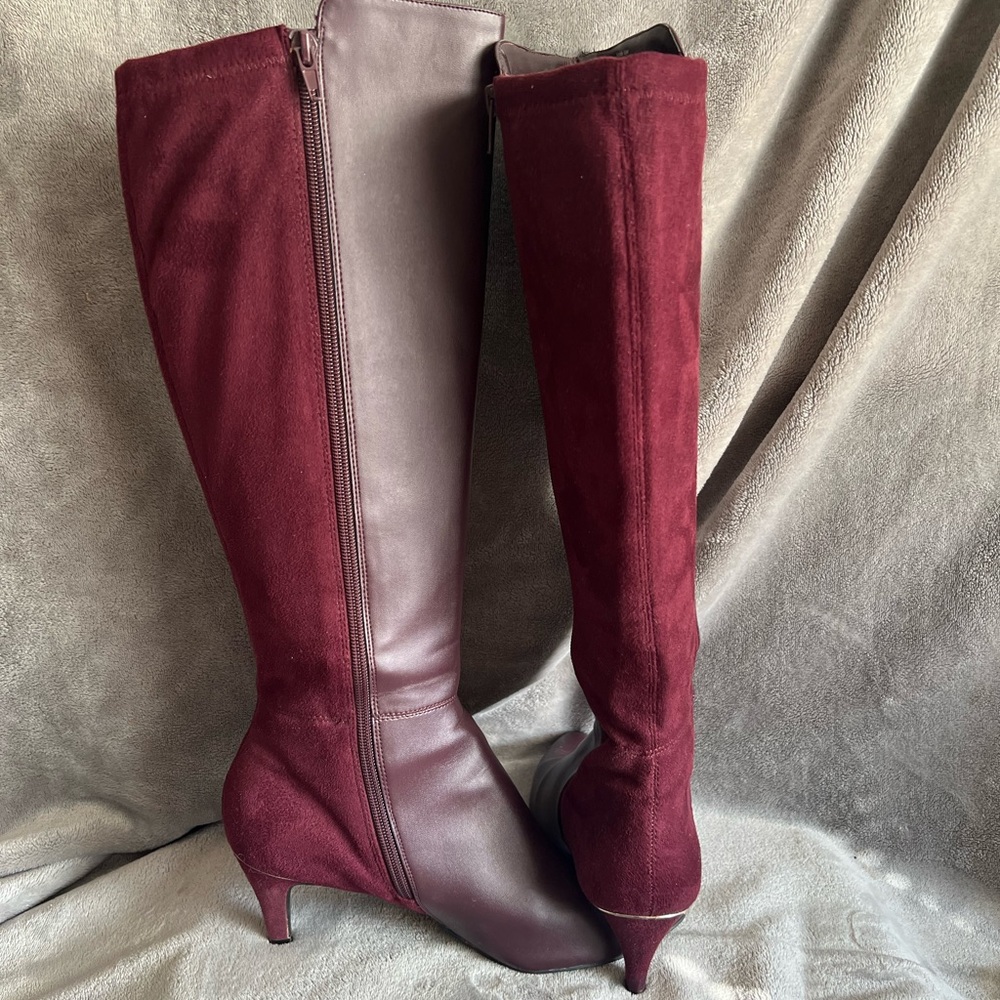 Alfani Women’s US 8.5 Hakuu Zipper Boot with pointed toe in Dark Berry - Picture 2 of 9